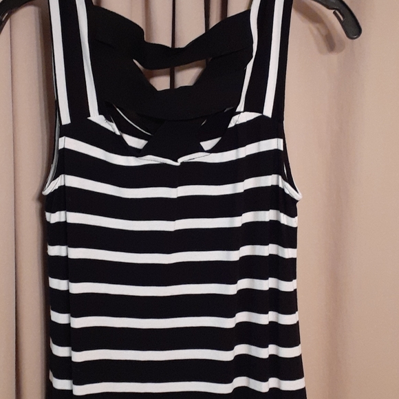 🌶 Saint Tropez West, Small, Black and While dress - Picture 2 of 7